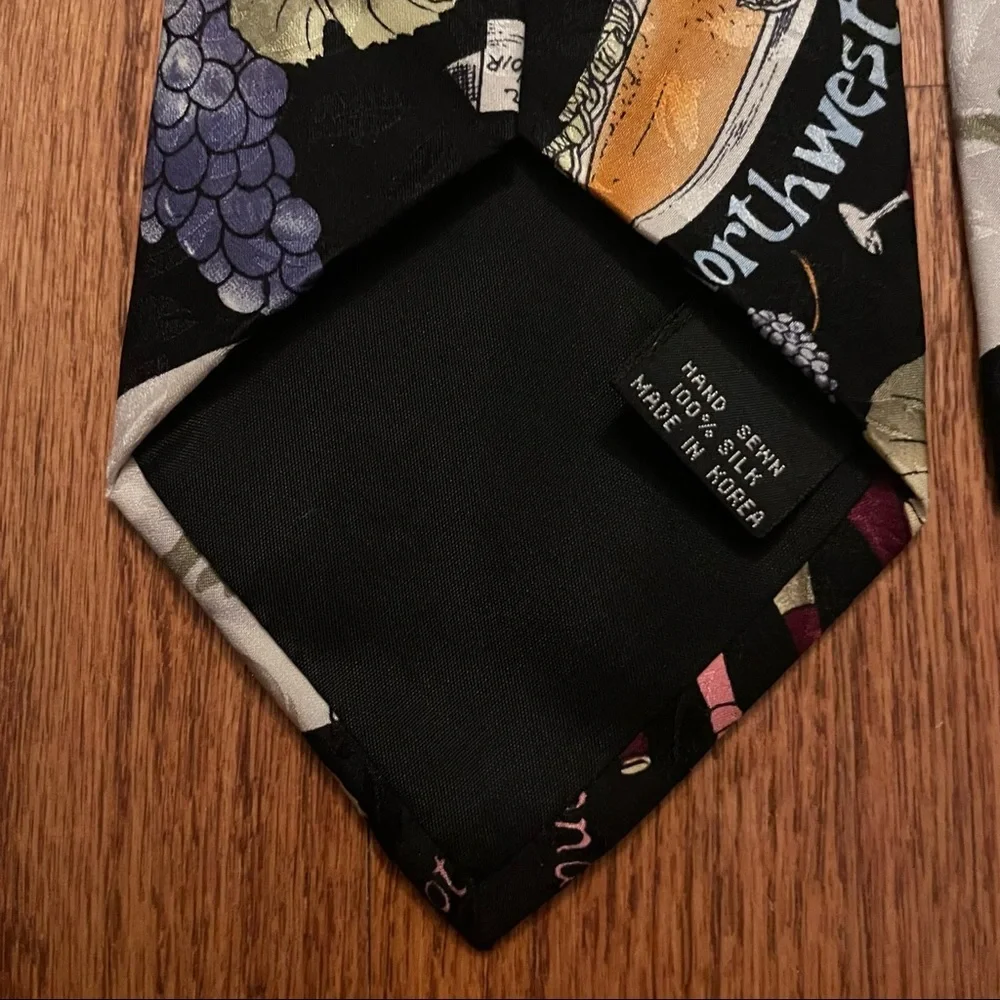 Nicole Miller 1993 hand sewn vintage tie - Picture 8 of 12